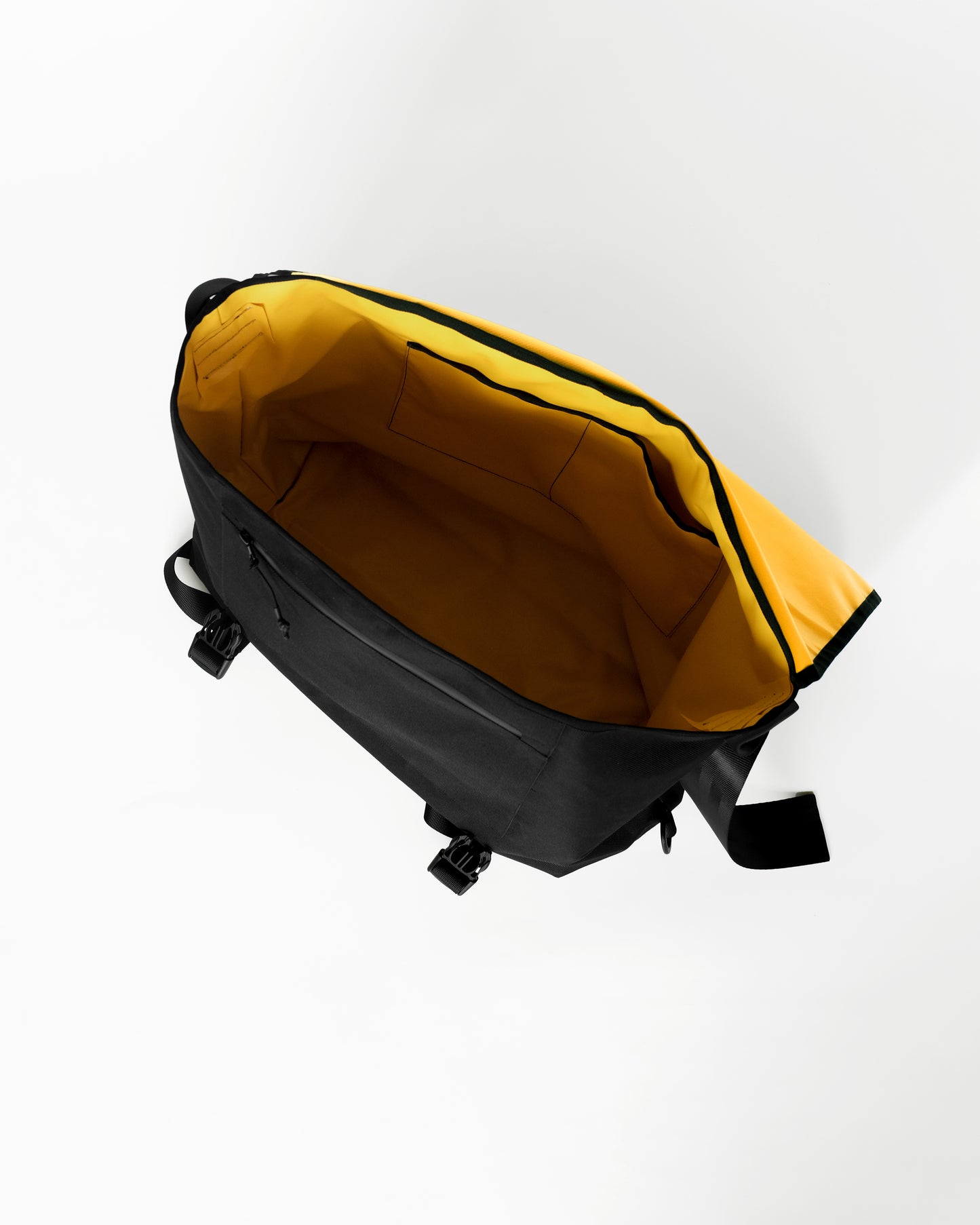 Classic Messenger Bag