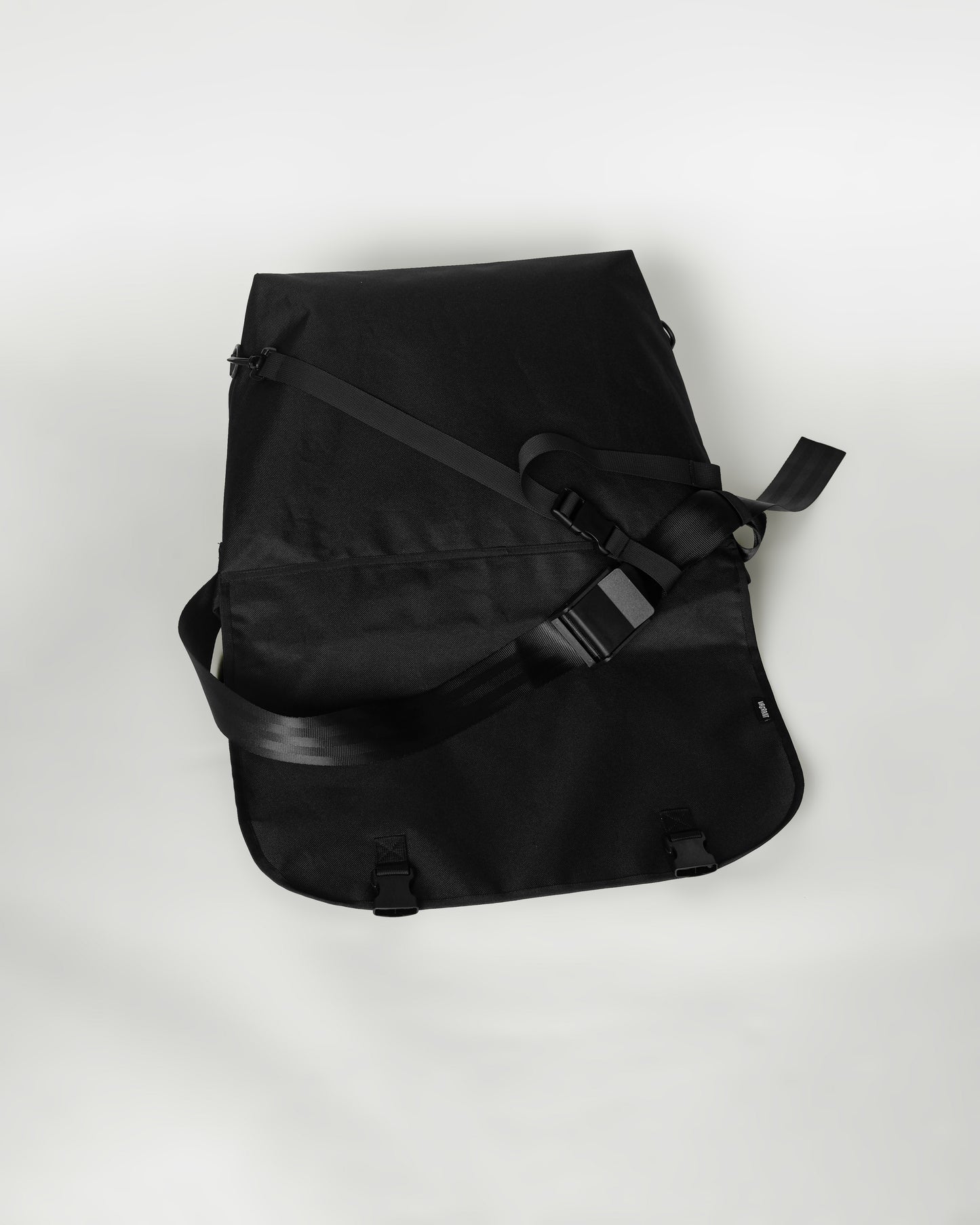 Classic Messenger Bag