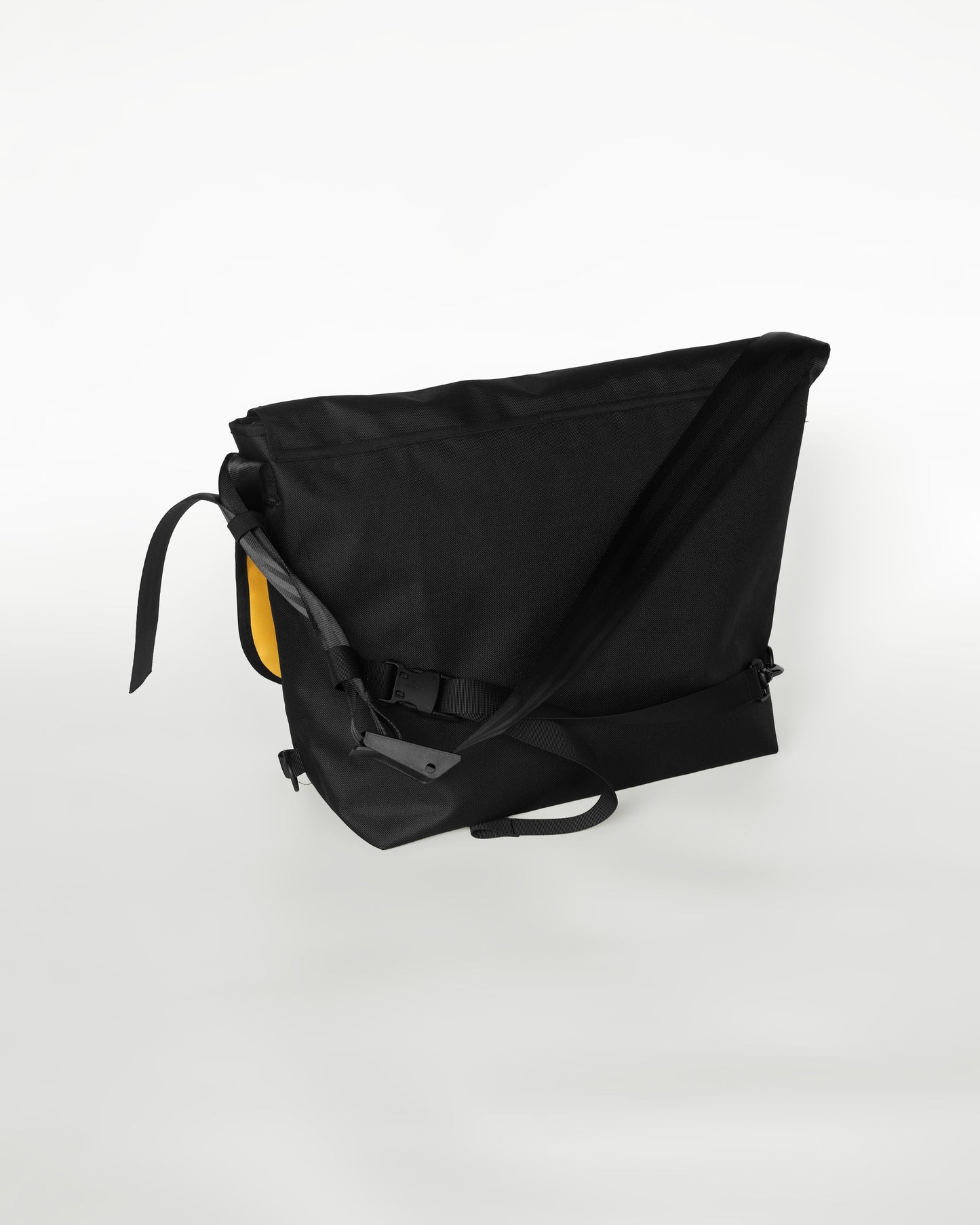 Classic Messenger Bag
