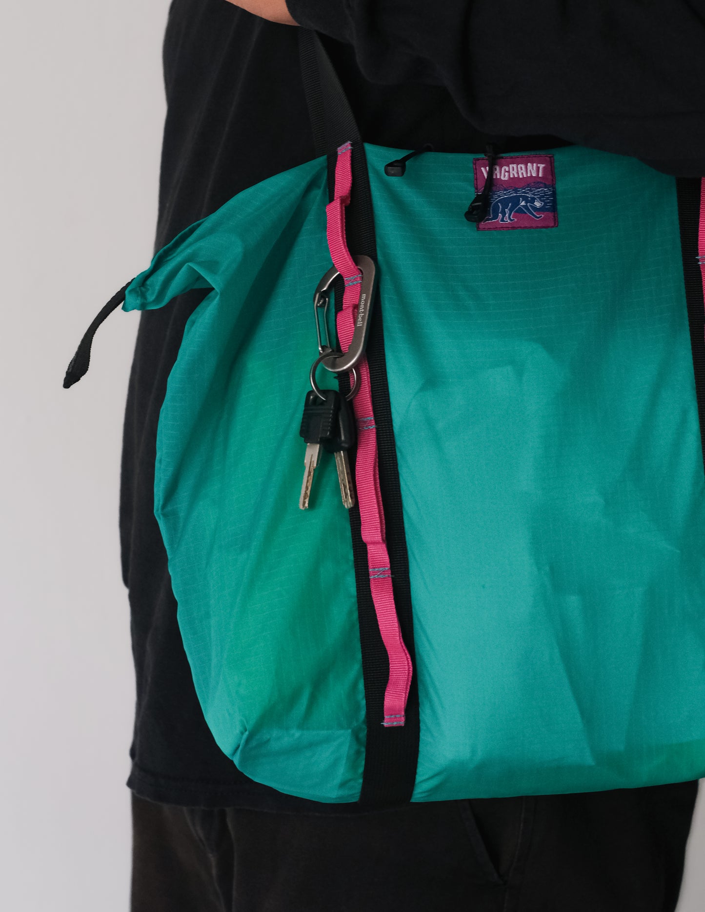 Colorblock Nylon Zipper Tote